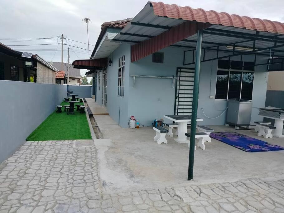 Myhomestay07 Kangar Bagian luar foto